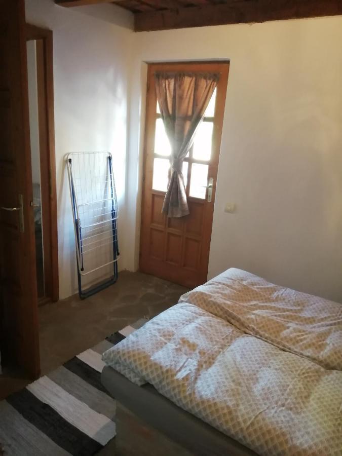 Lisztes Apartman Замарді Екстер'єр фото